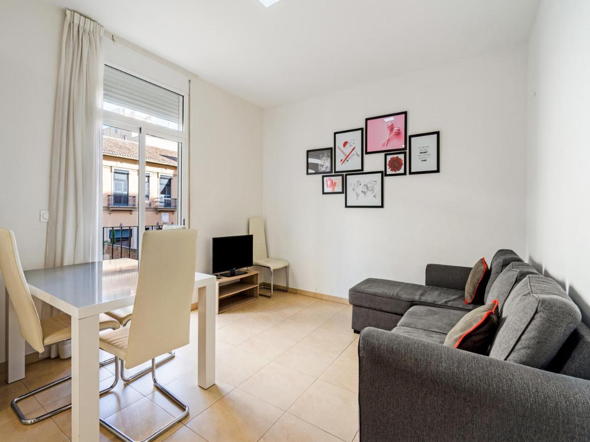 Oyo Style Apartments Puerto Валенсия Экстерьер фото