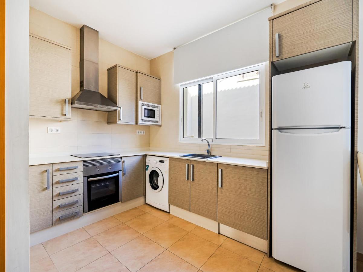 Oyo Style Apartments Puerto Валенсия Экстерьер фото