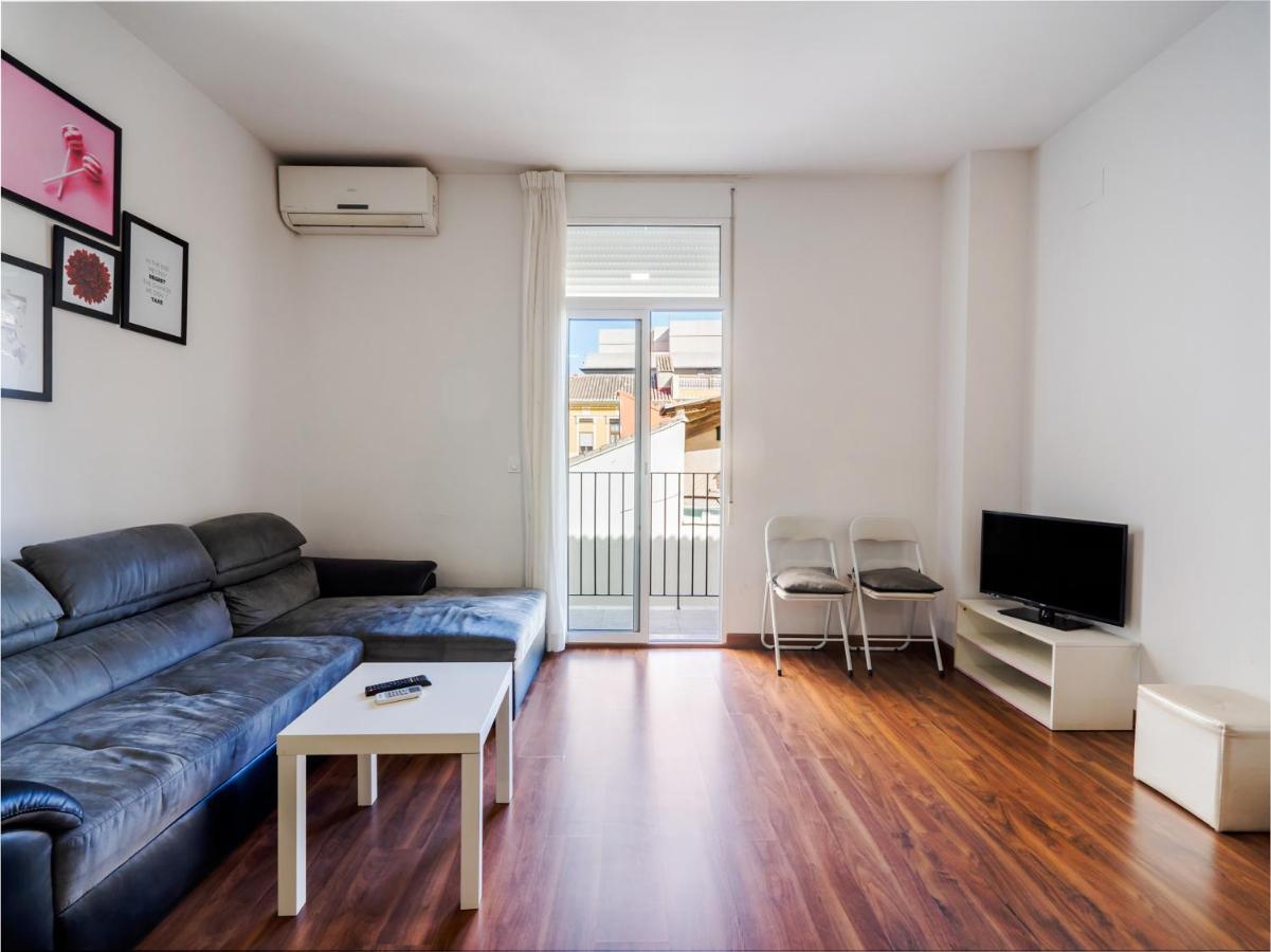 Oyo Style Apartments Puerto Валенсия Экстерьер фото