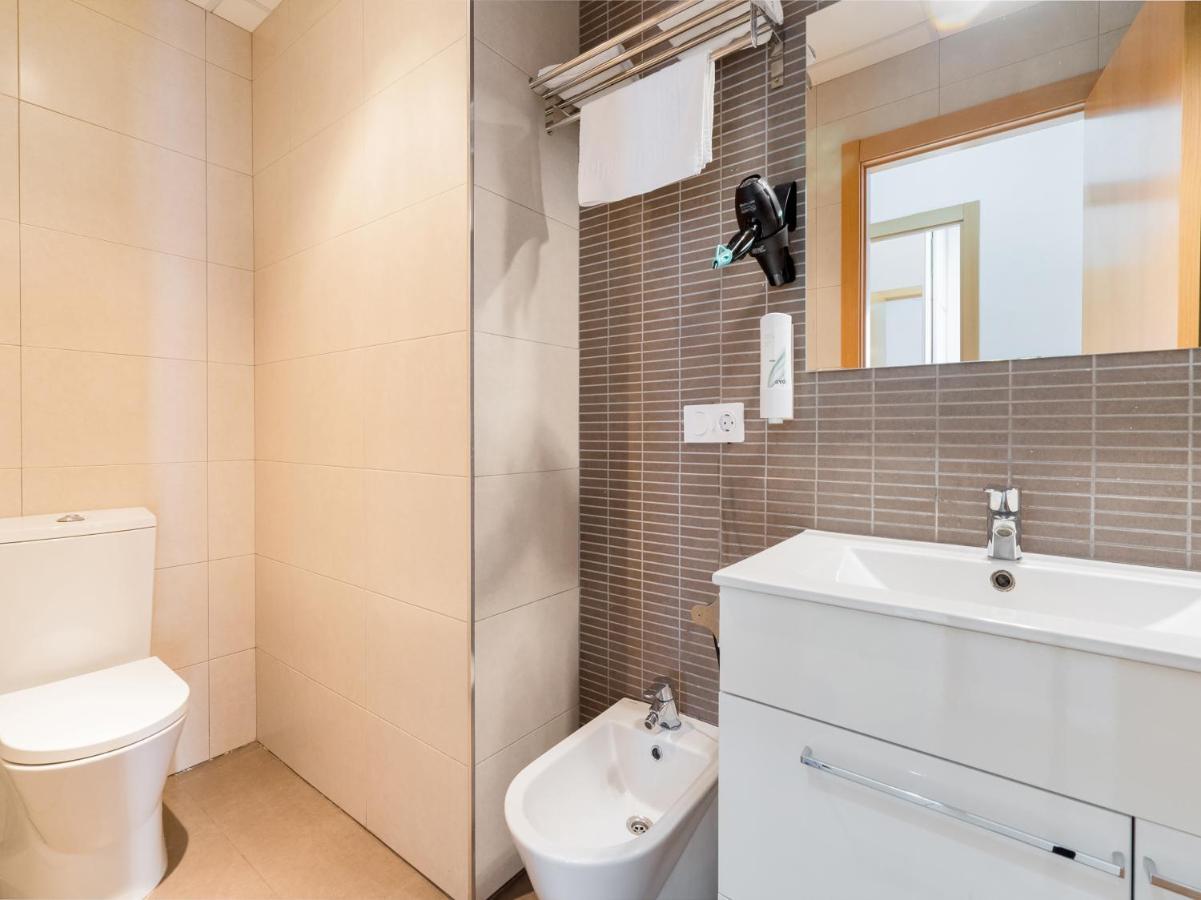 Oyo Style Apartments Puerto Валенсия Экстерьер фото