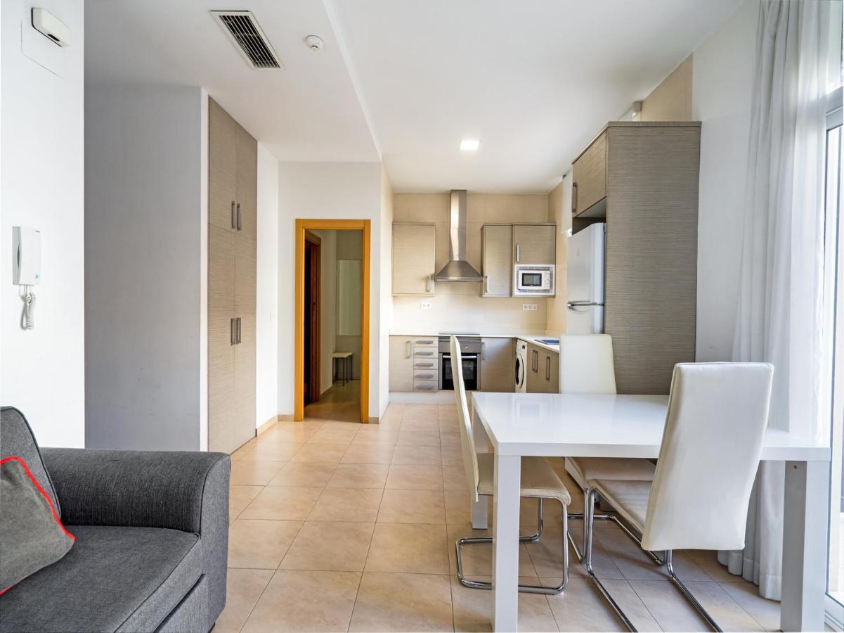Oyo Style Apartments Puerto Валенсия Экстерьер фото