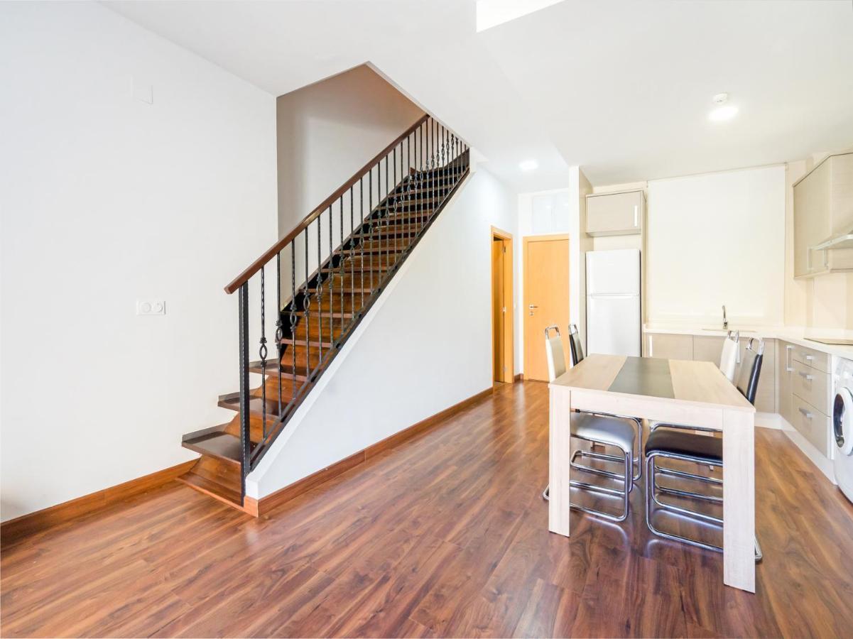 Oyo Style Apartments Puerto Валенсия Экстерьер фото
