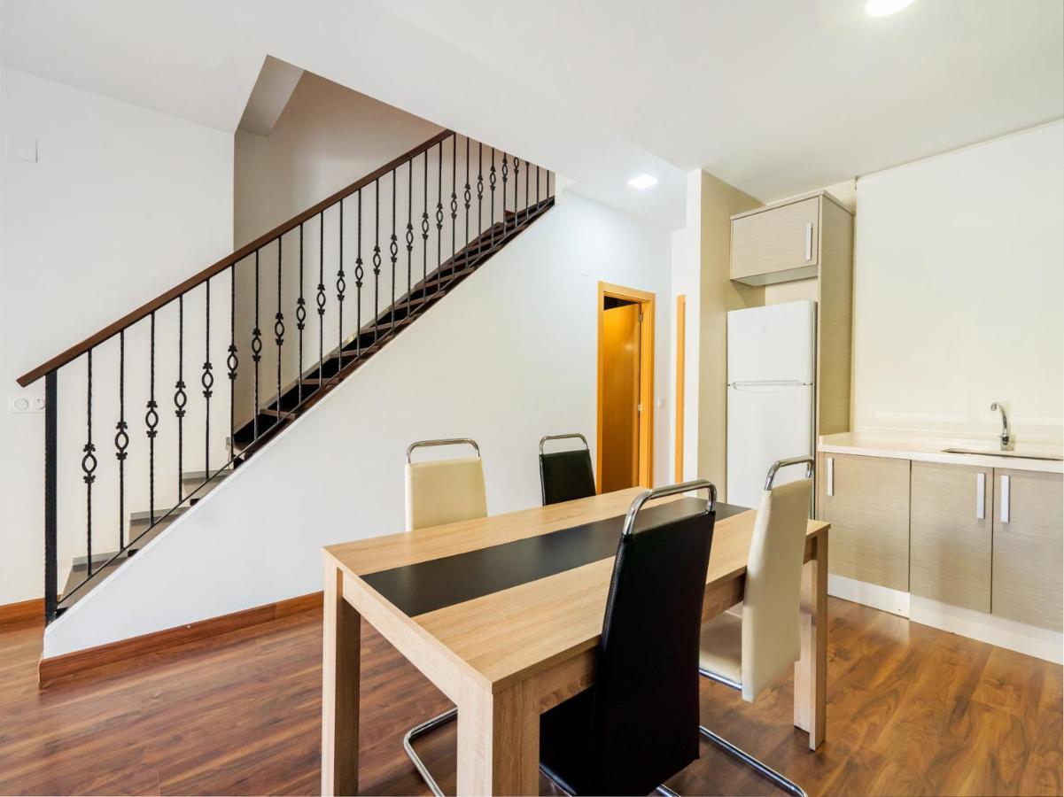 Oyo Style Apartments Puerto Валенсия Экстерьер фото